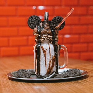 Oreo Cookie Dough Shake